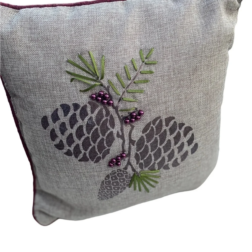 Source Unknown accent pillow
